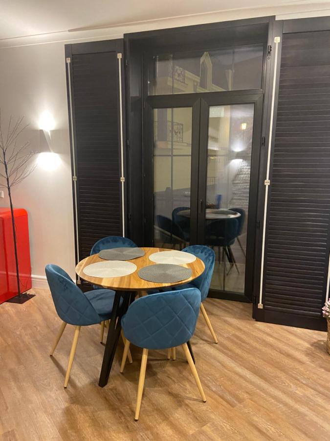 Romantic Apartment On Andriivskyi Kiev Exterior foto